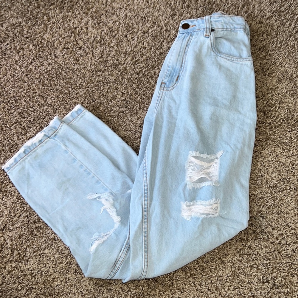 Pretty Little Thing Ripped Jeans